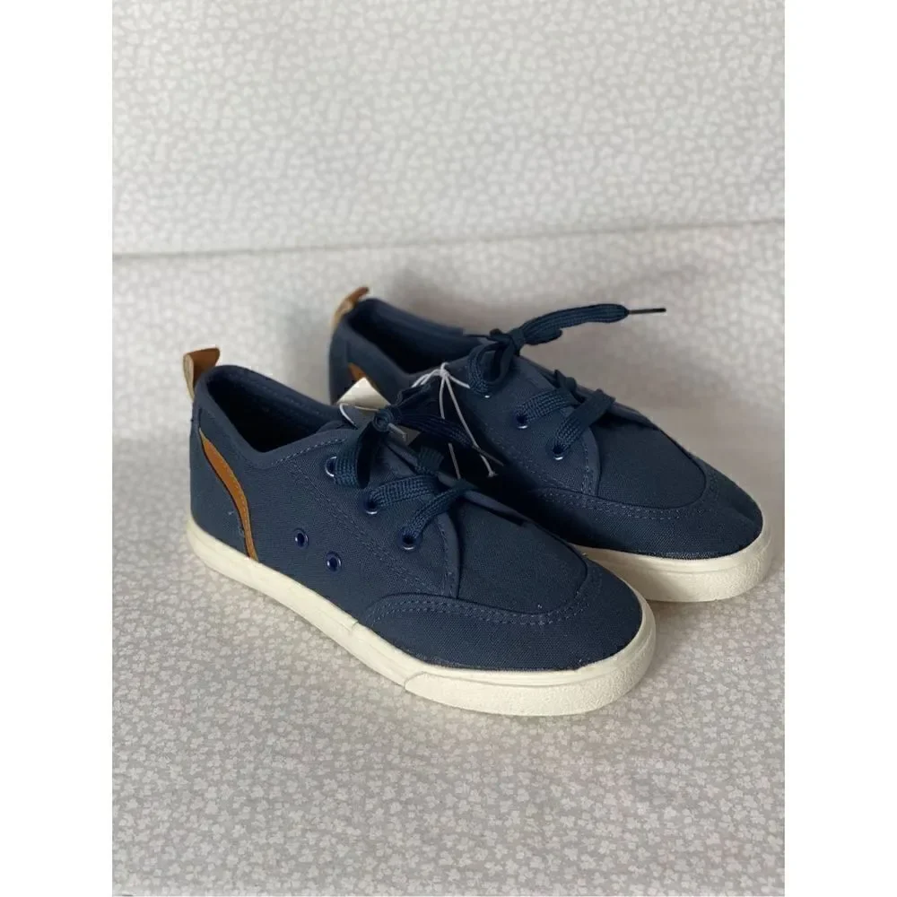 LEGENDARY LACES BOYS SIZE 2M NAVY SHOES